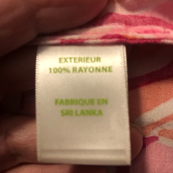 EUC 🌸 Lily Pultizer Pintuck Pinks V -Neck Button 3/4 Sleeve Knee Length Dress - Picture 8 of 9